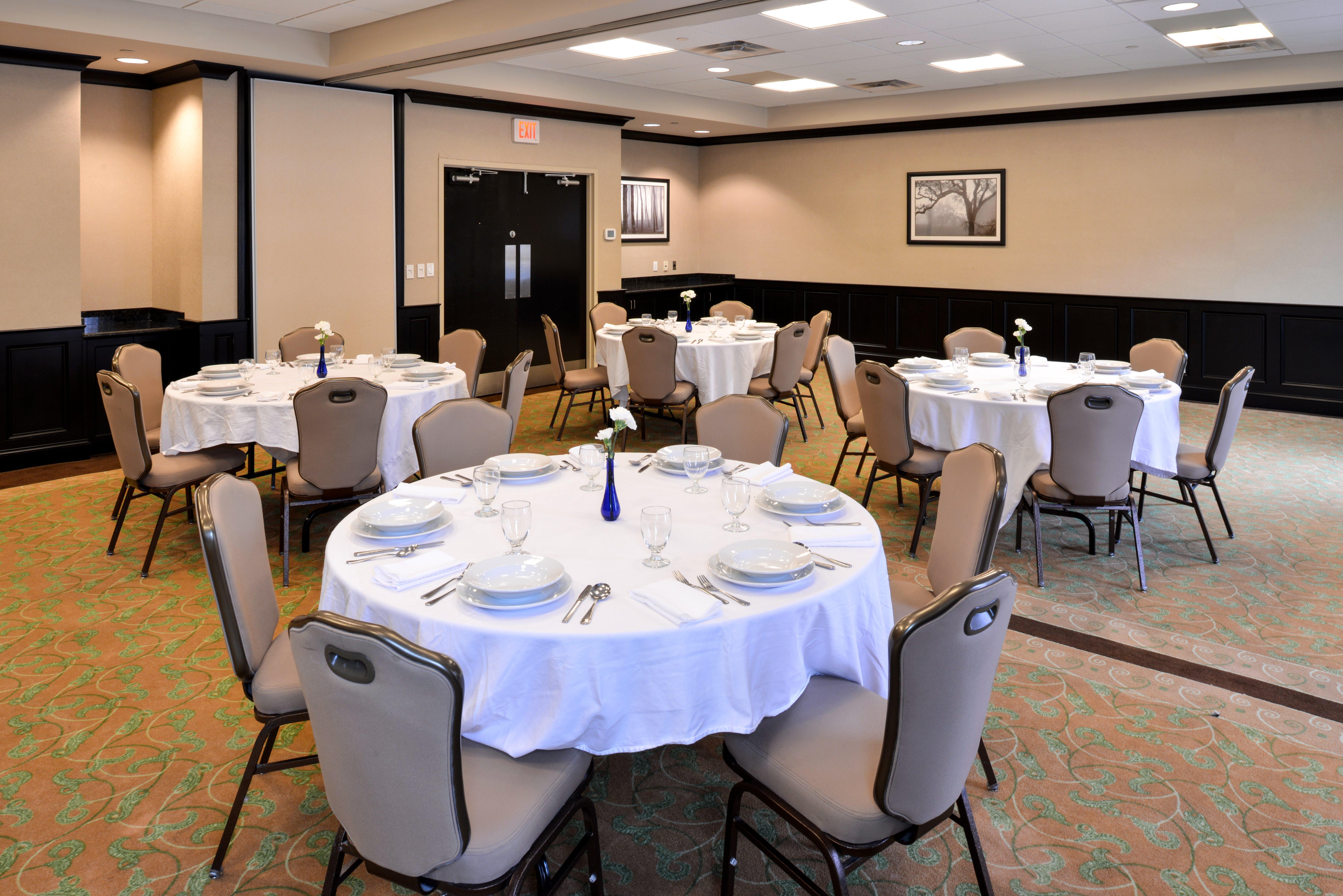 Holiday Inn Express & Suites Halifax Airport By Ihg Enfield Экстерьер фото