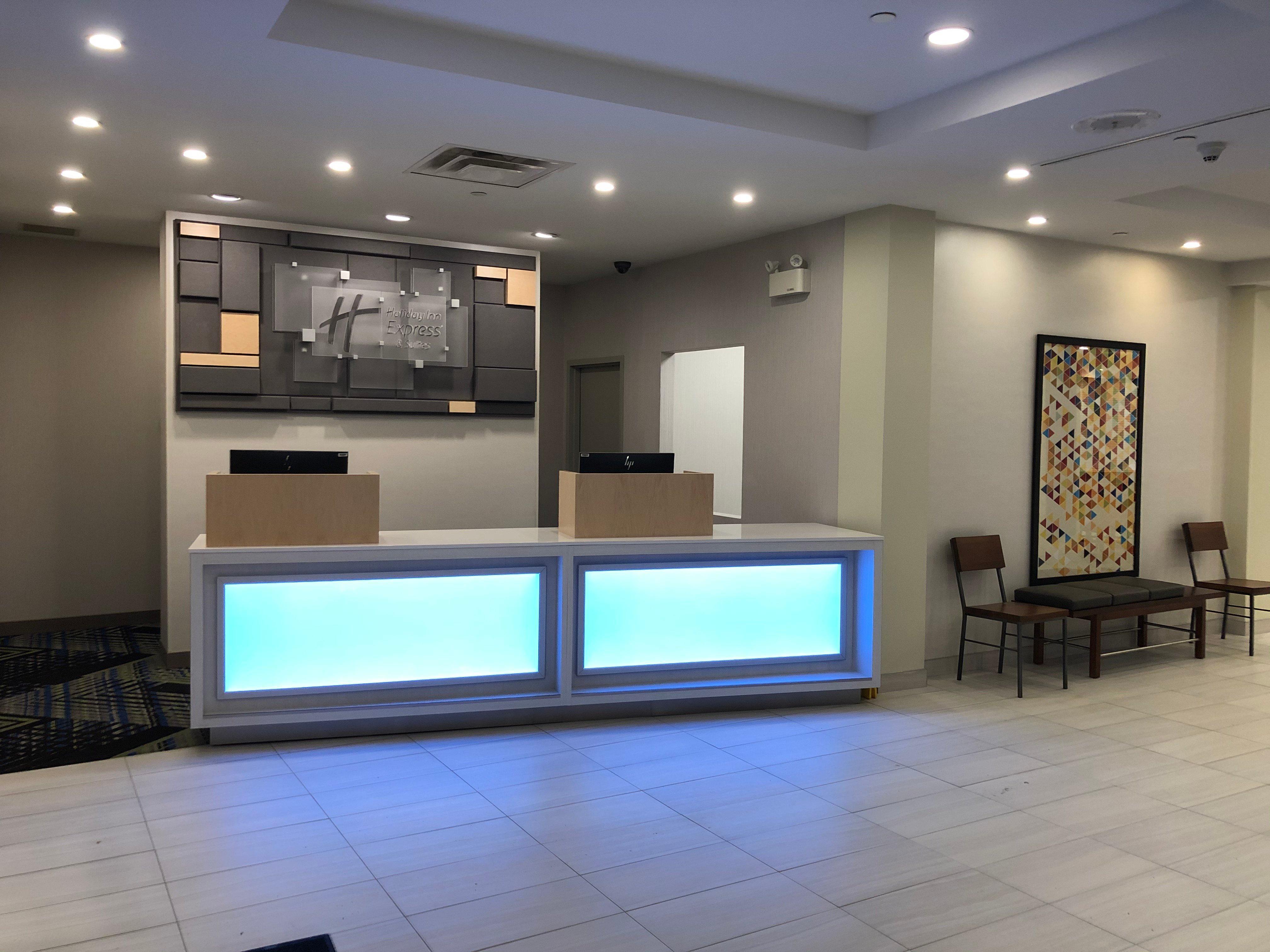 Holiday Inn Express & Suites Halifax Airport By Ihg Enfield Экстерьер фото