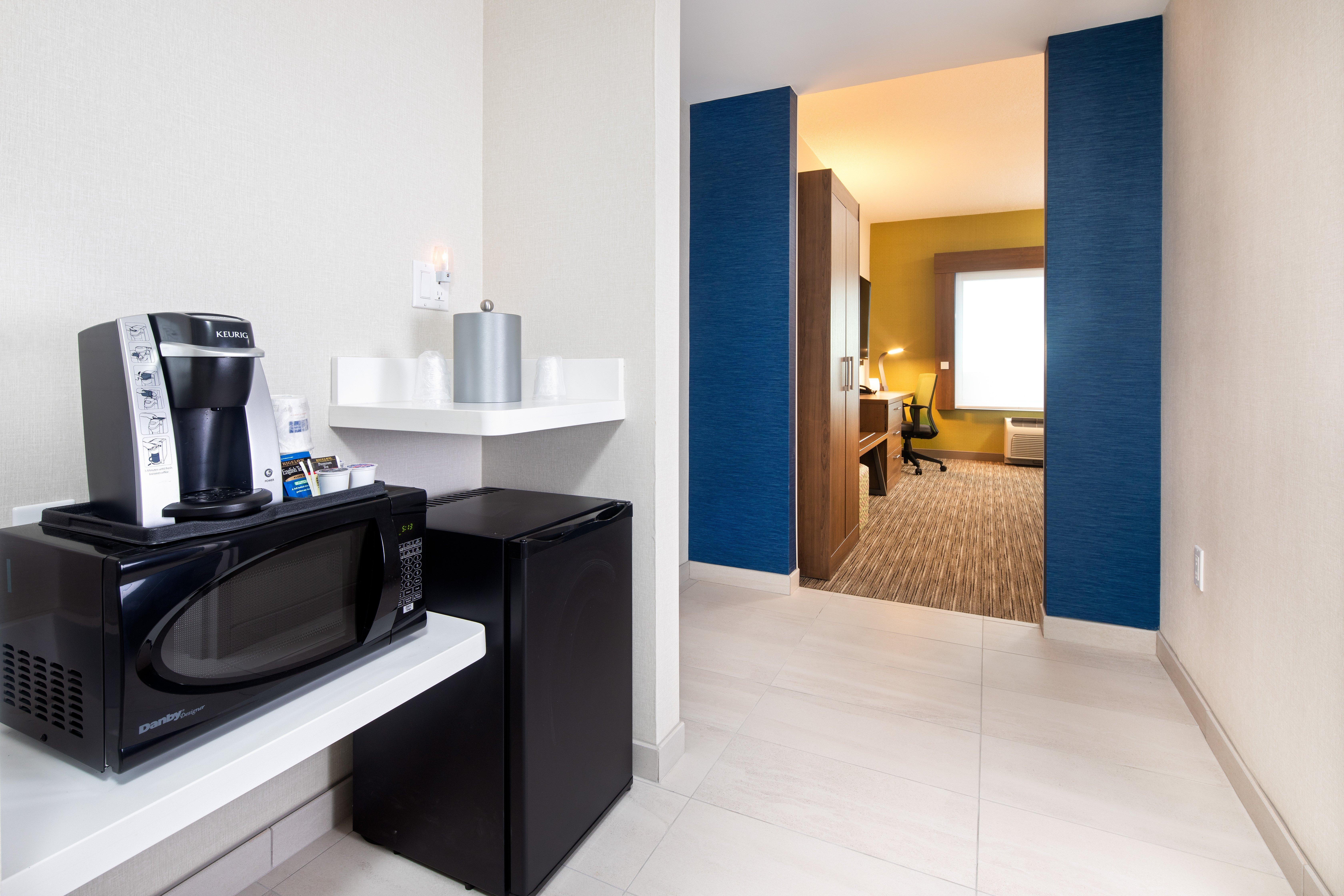 Holiday Inn Express & Suites Halifax Airport By Ihg Enfield Экстерьер фото