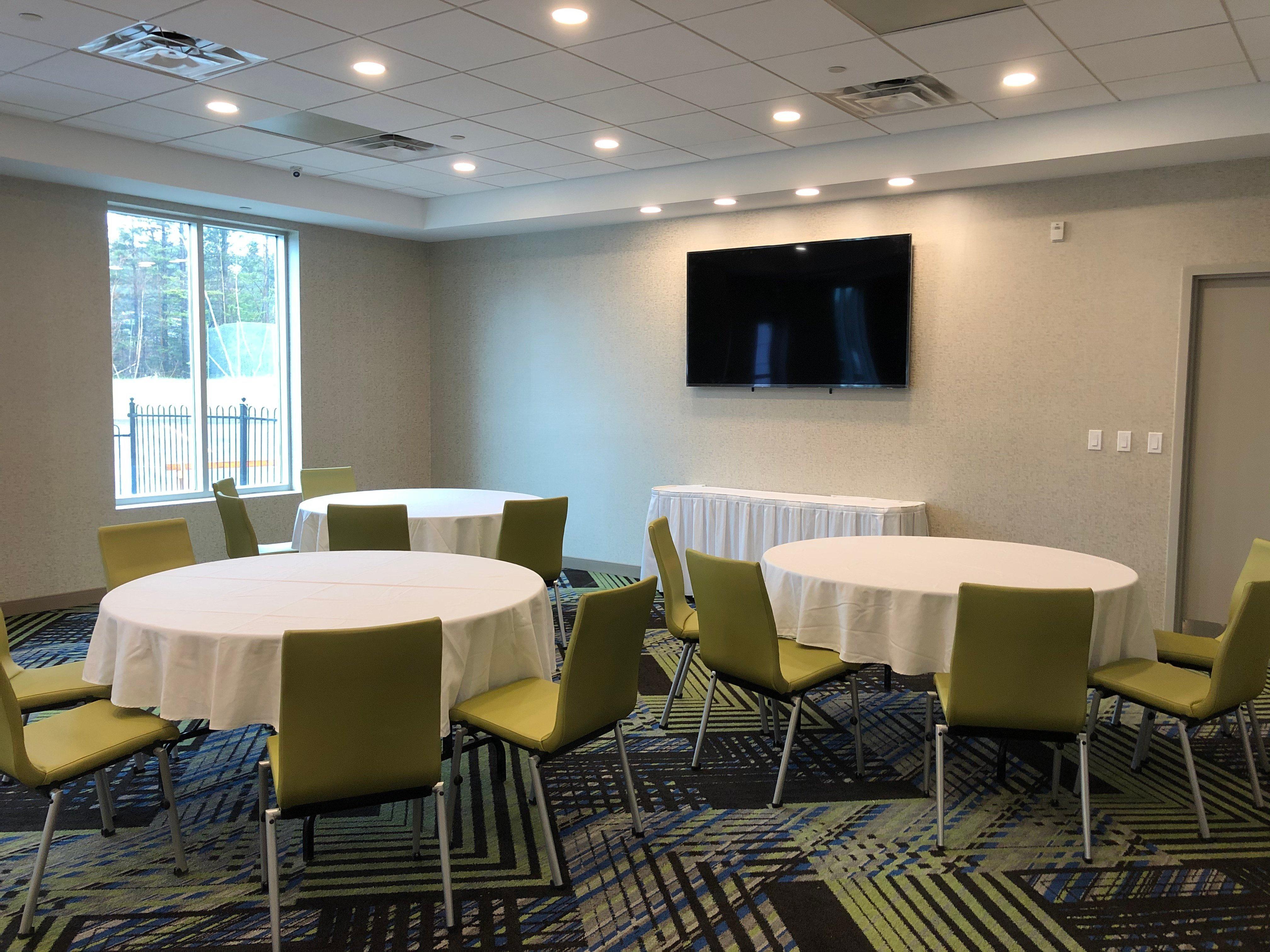 Holiday Inn Express & Suites Halifax Airport By Ihg Enfield Экстерьер фото