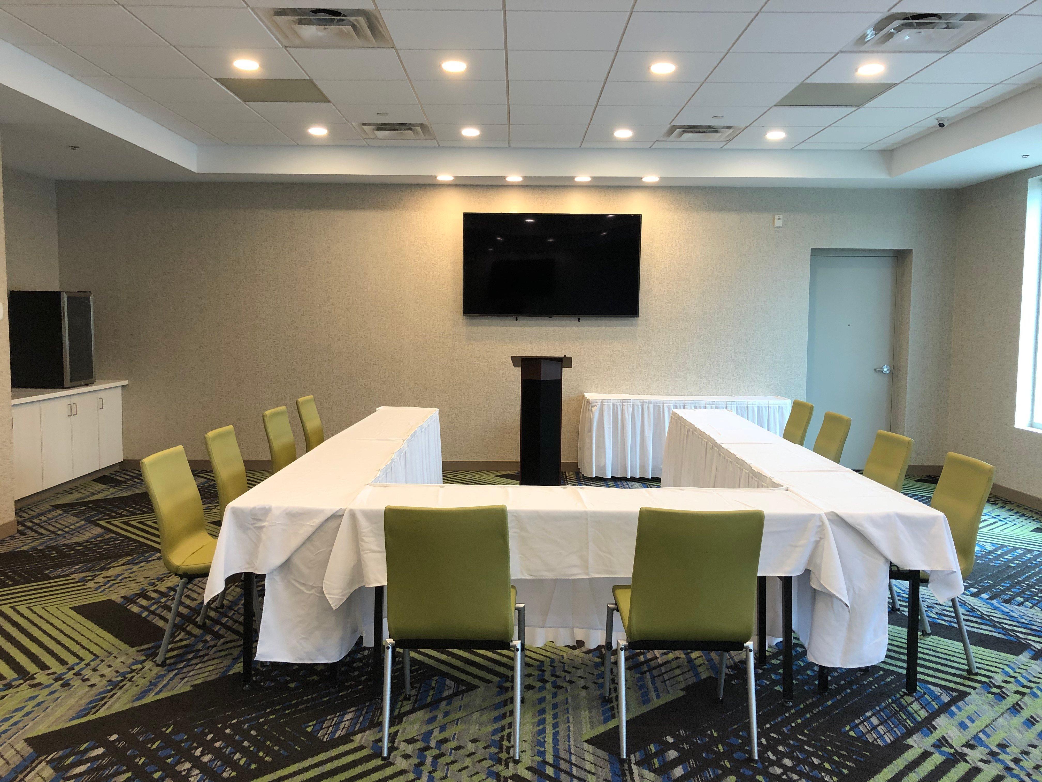 Holiday Inn Express & Suites Halifax Airport By Ihg Enfield Экстерьер фото